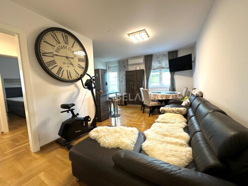 Novi Zagreb, Otok, trosoban stan od 55,70 m2 na 2. katu + garaža