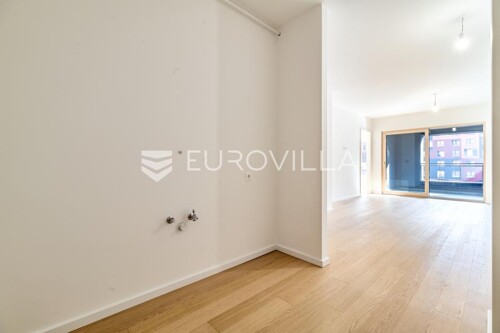 Zagreb, Črnomerec, vrhunska novogradnja, četverosoban stan, NKP 93 m2