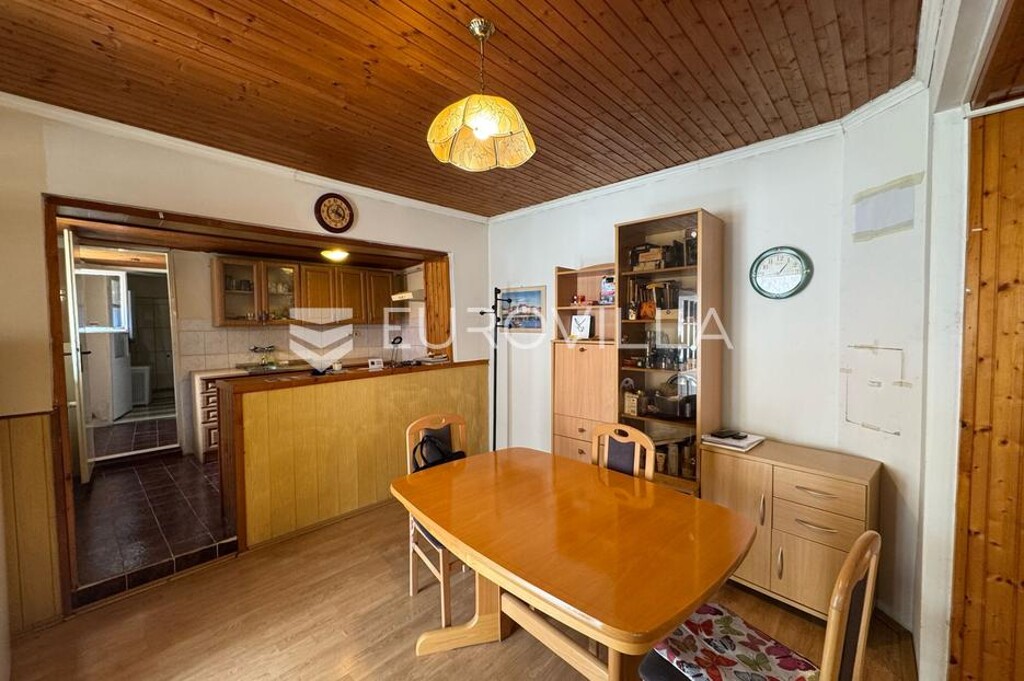 Image 6337945 - 1