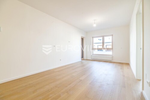 Thumbnail 6337947 - 13