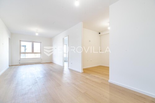 Thumbnail 6337947 - 12