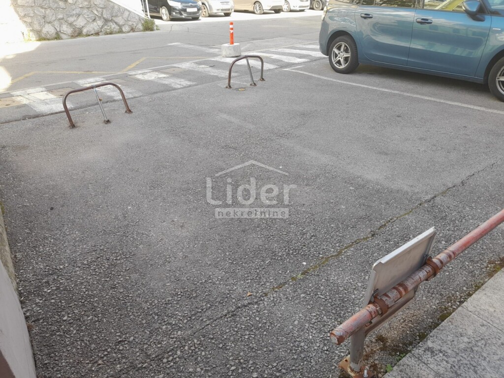 Image 6337963 - 10