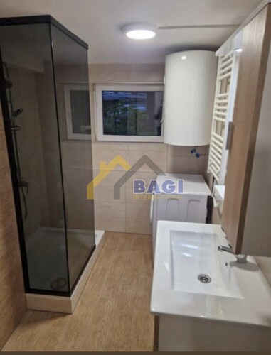 Thumbnail 6338004 - 5