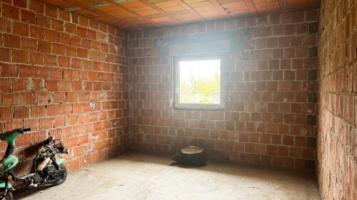 Thumbnail 6338083 - 3