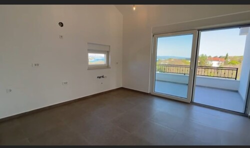 Thumbnail 6338084 - 3