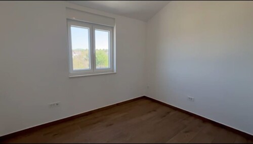 Thumbnail 6338084 - 8