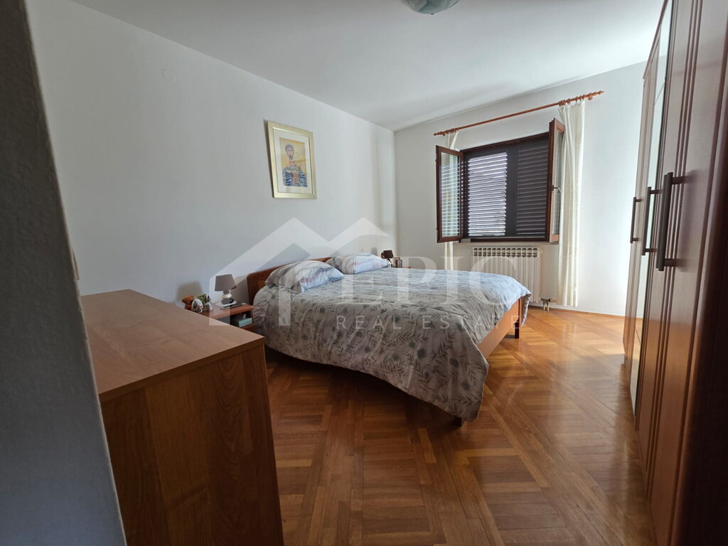 Image 6338091 - 6