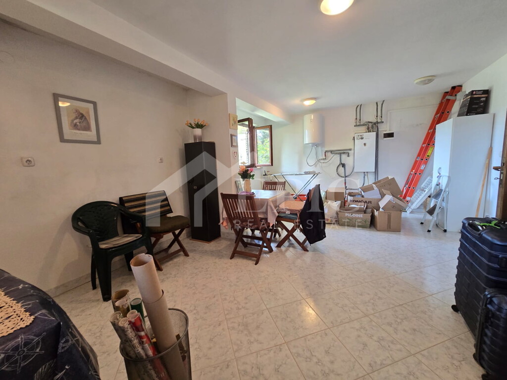 Image 6338091 - 20