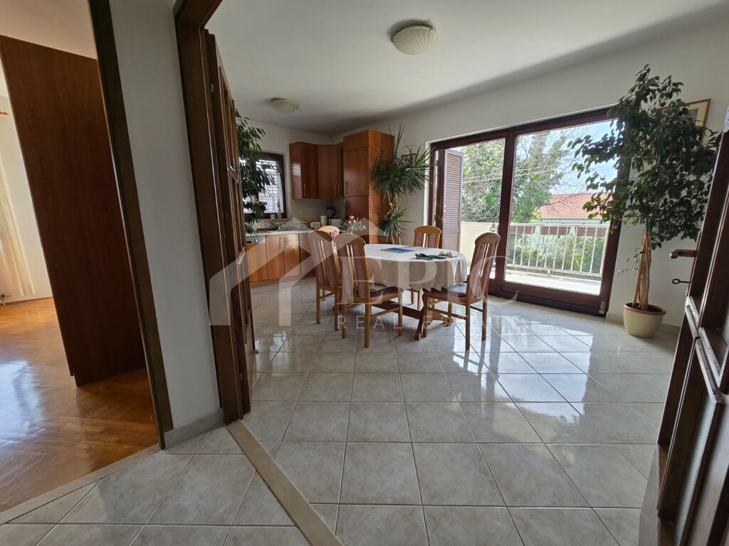 Image 6338091 - 18