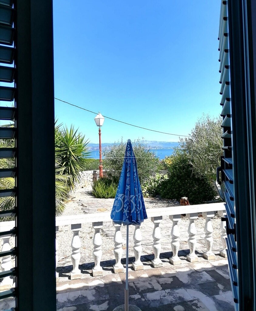 Image 6338148 - 12