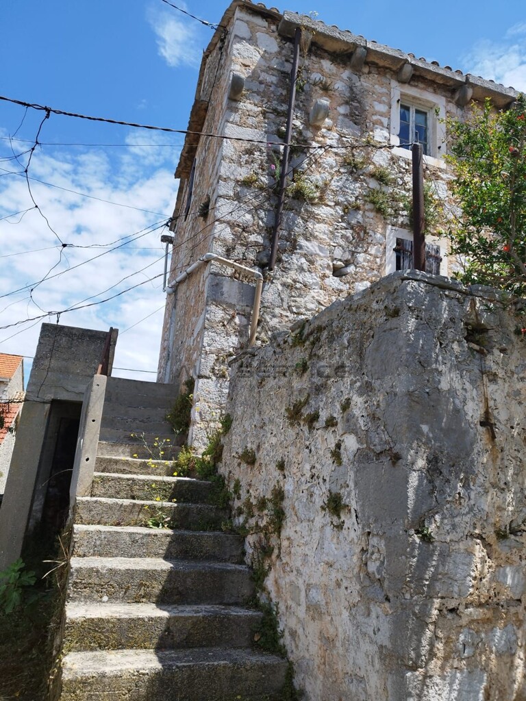 Image 6338246 - 4
