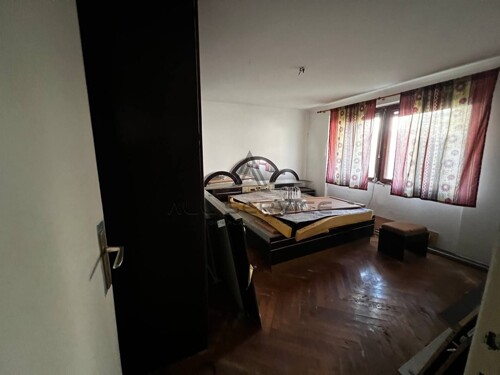 Thumbnail 6338329 - 9