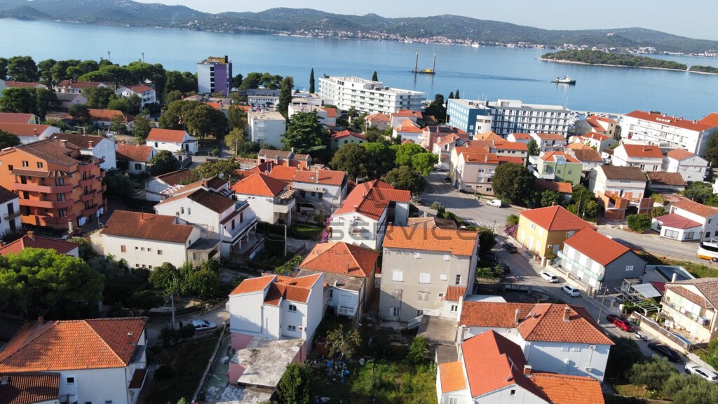 Image 6338386 - 6