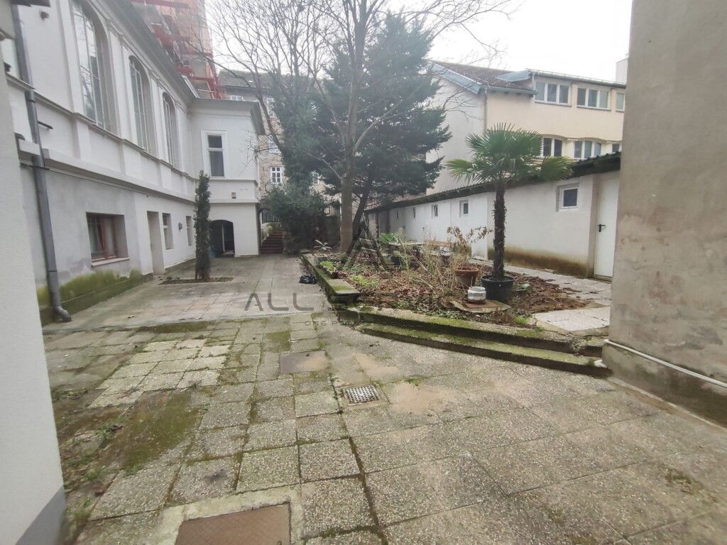 Image 6338410 - 20