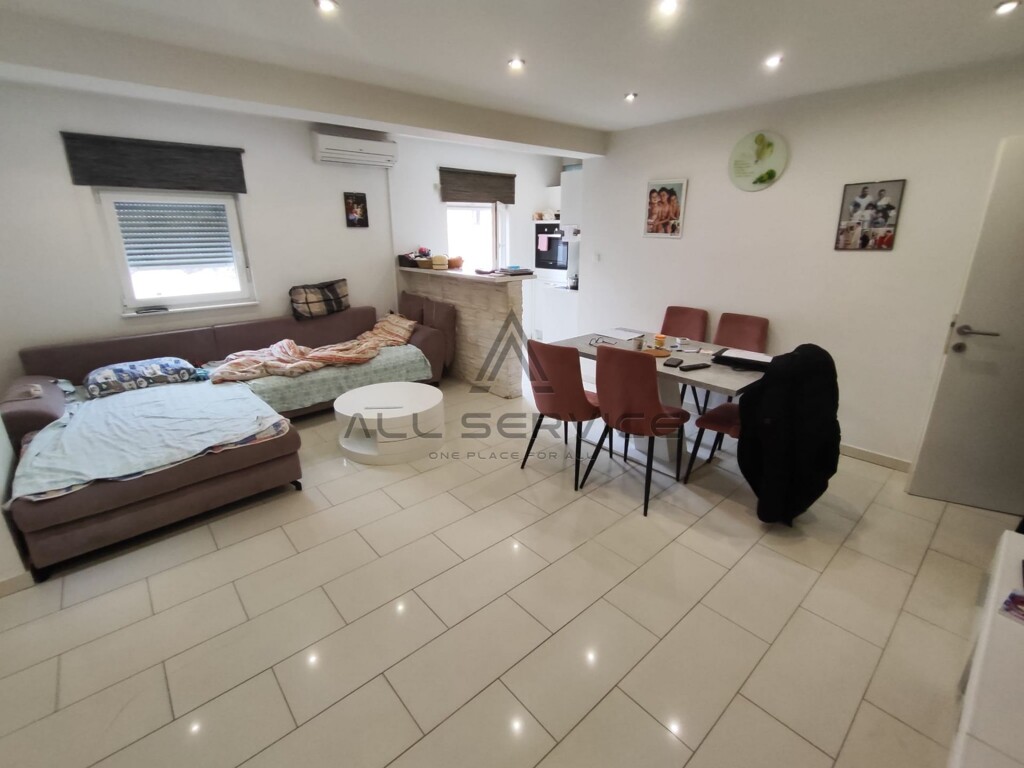 Image 6338416 - 1
