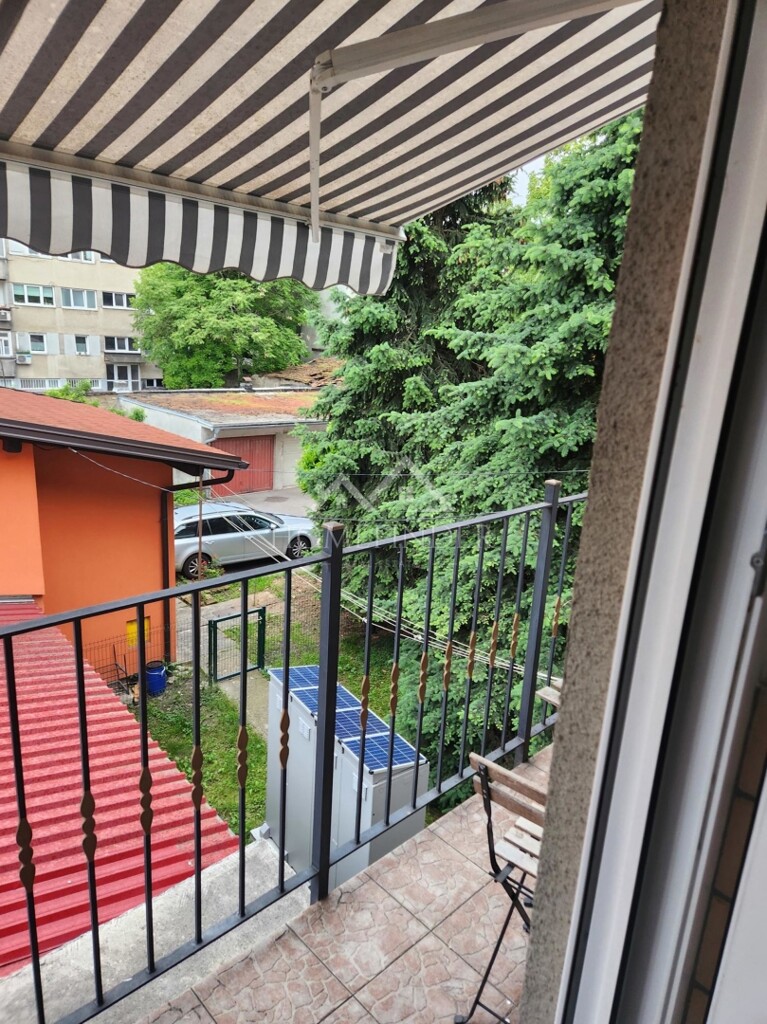 Image 6338453 - 9