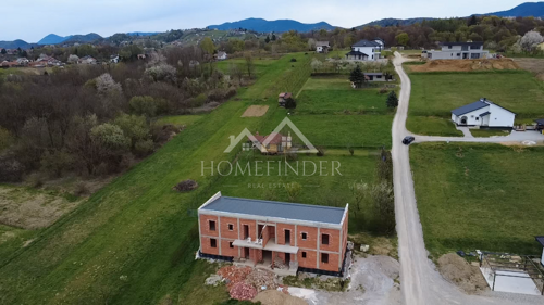 Thumbnail 6338468 - 3