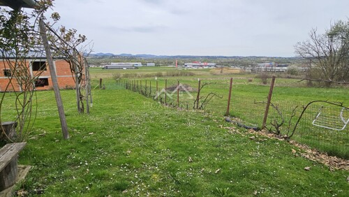 Thumbnail 6338470 - 11