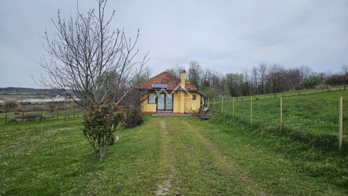 Thumbnail 6338472 - 6