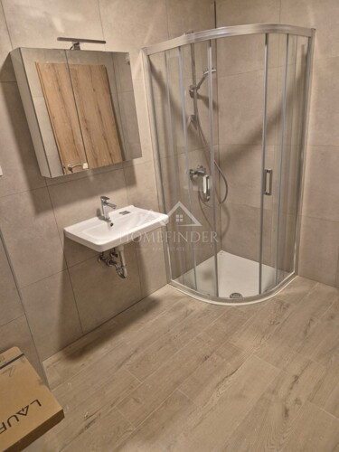 Thumbnail 6338486 - 4