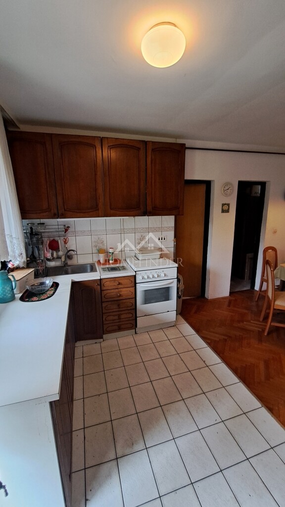 Image 6338499 - 12