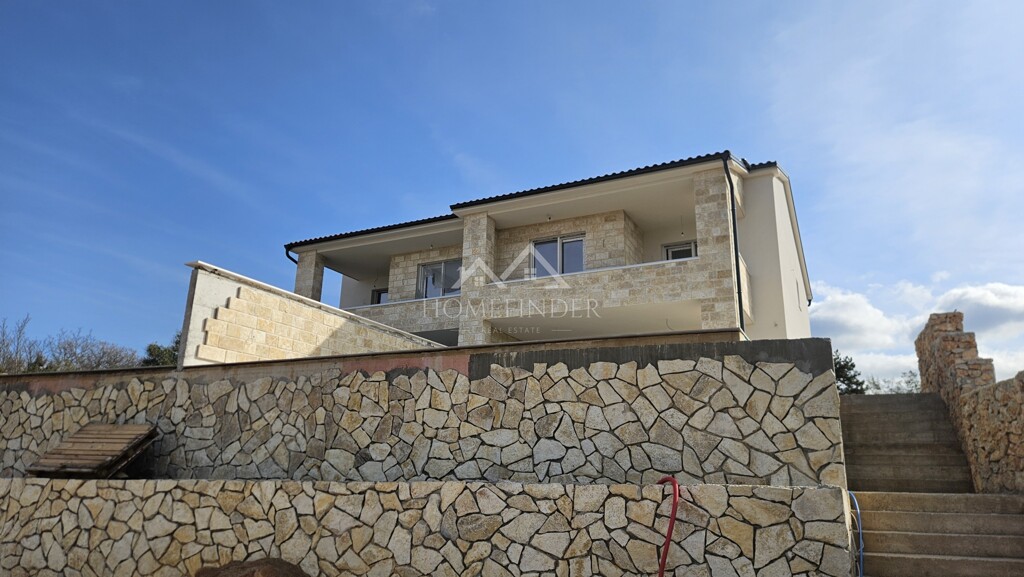 Image 6338528 - 3
