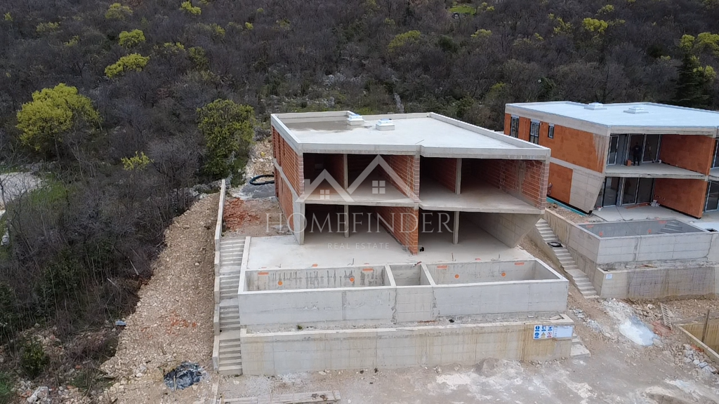 Image 6338533 - 8