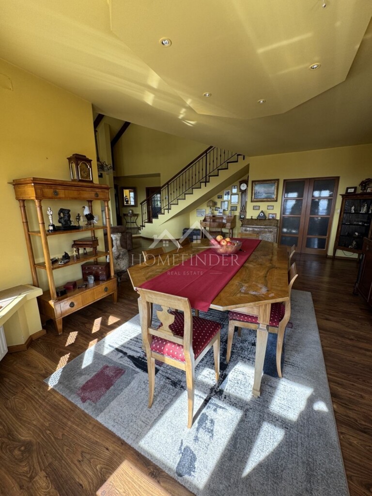 Image 6338534 - 6