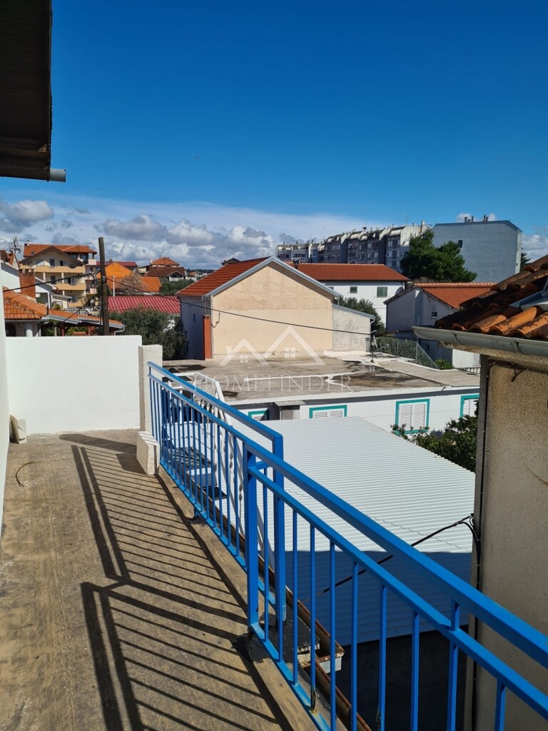 Image 6338568 - 8
