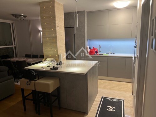 Thumbnail 6338571 - 4