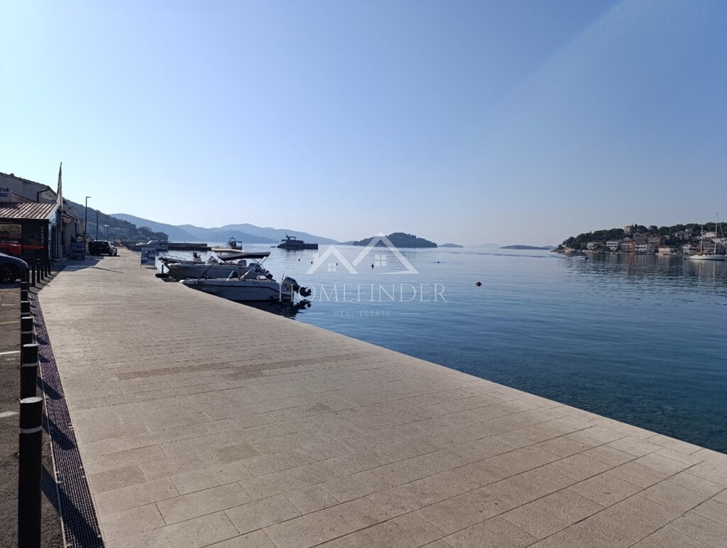Image 6338572 - 12