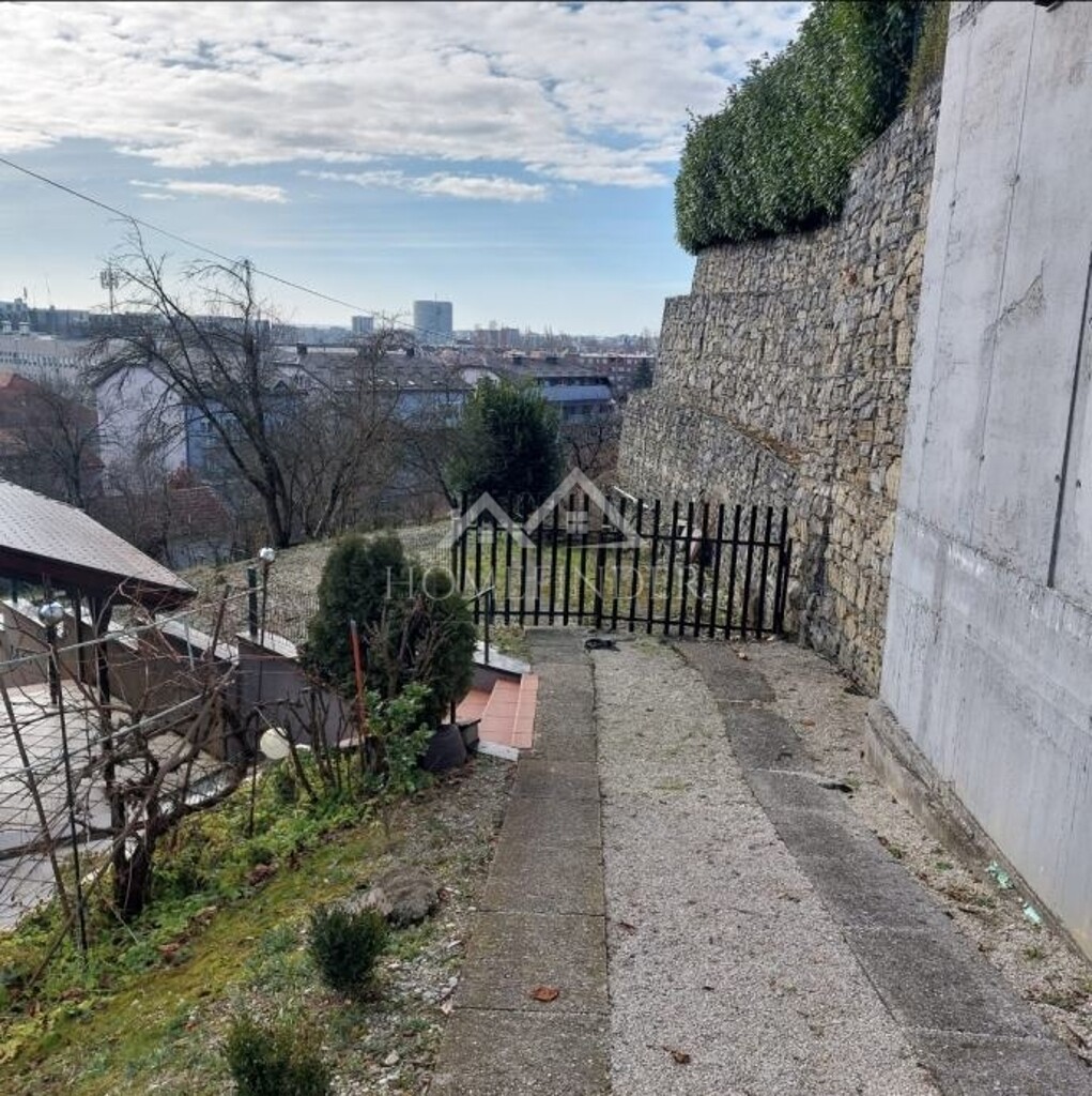 Image 6338580 - 6
