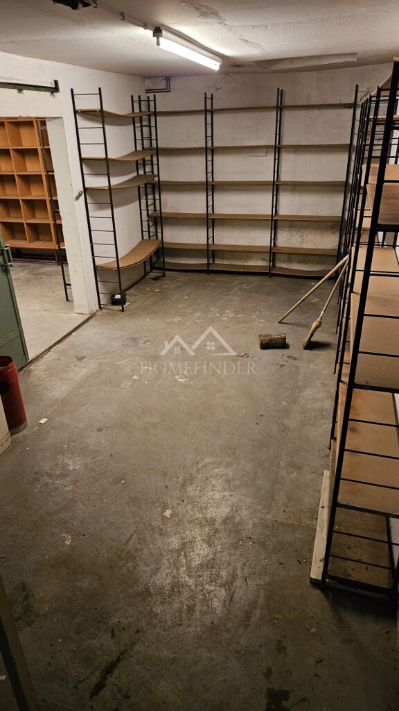Image 6338581 - 7
