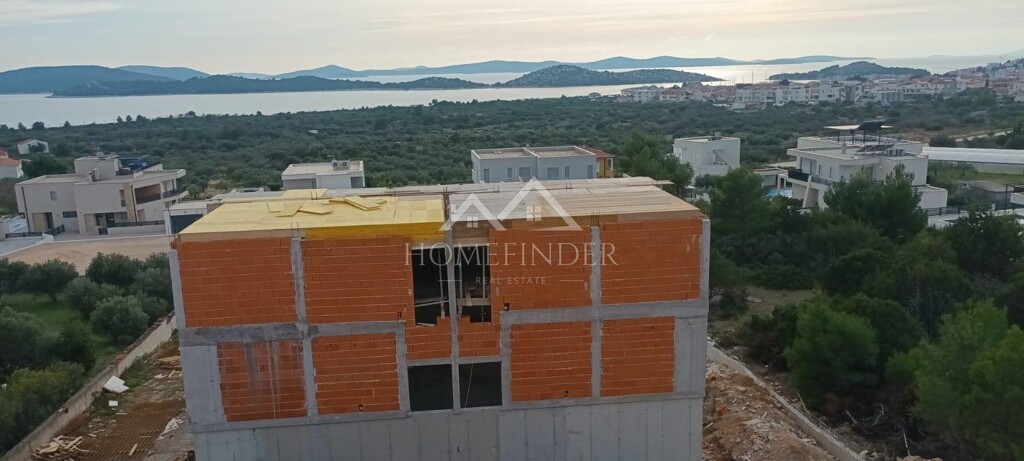 Image 6338583 - 6