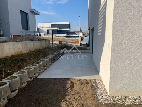 Thumbnail 6338603 - 17