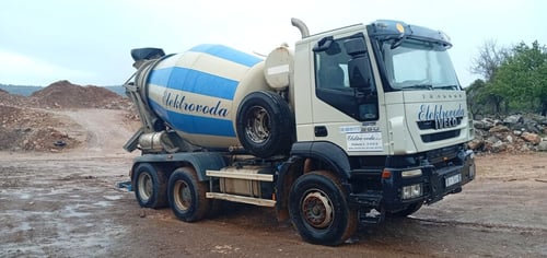 Mikser Iveco AD260T36