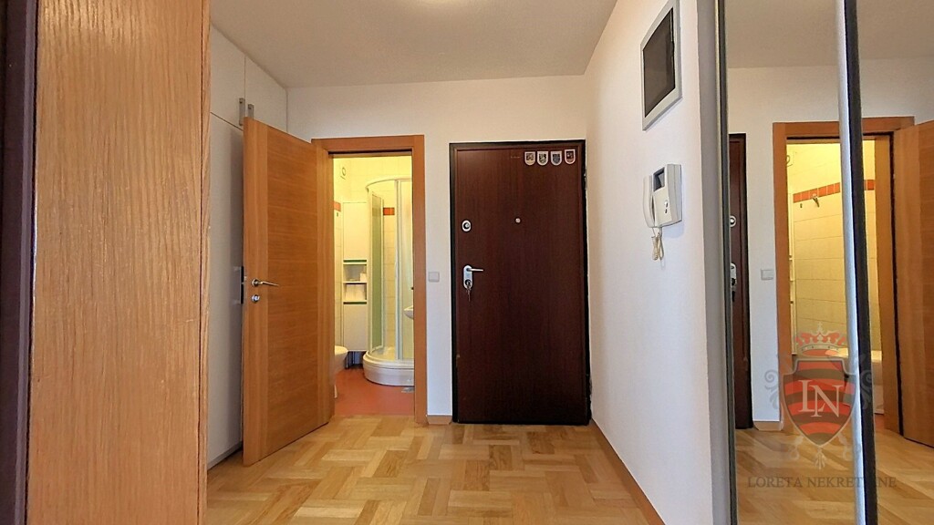 Image 6338730 - 4