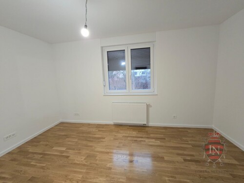 Thumbnail 6338739 - 9