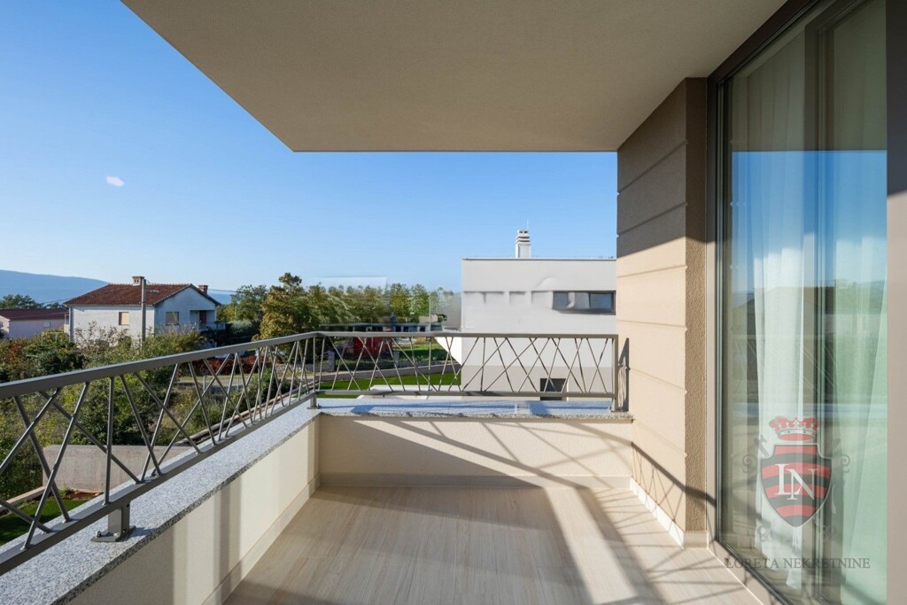 Image 6338769 - 4