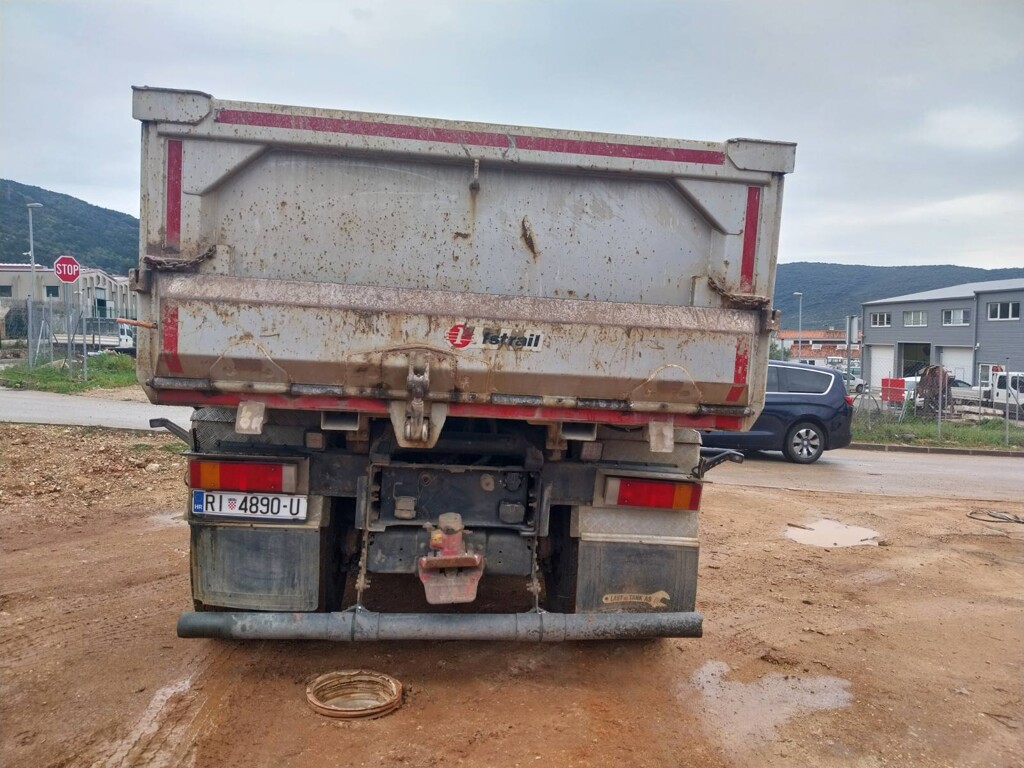 Image 10