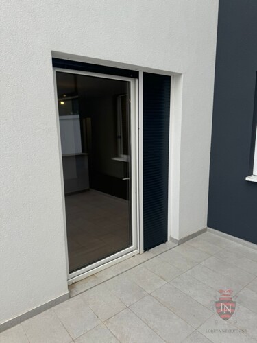 Thumbnail 6338784 - 12