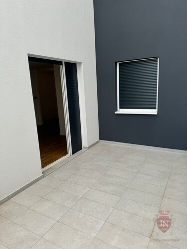 Thumbnail 6338784 - 11