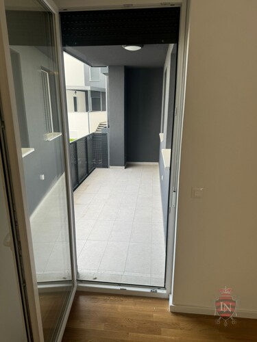 Thumbnail 6338784 - 4