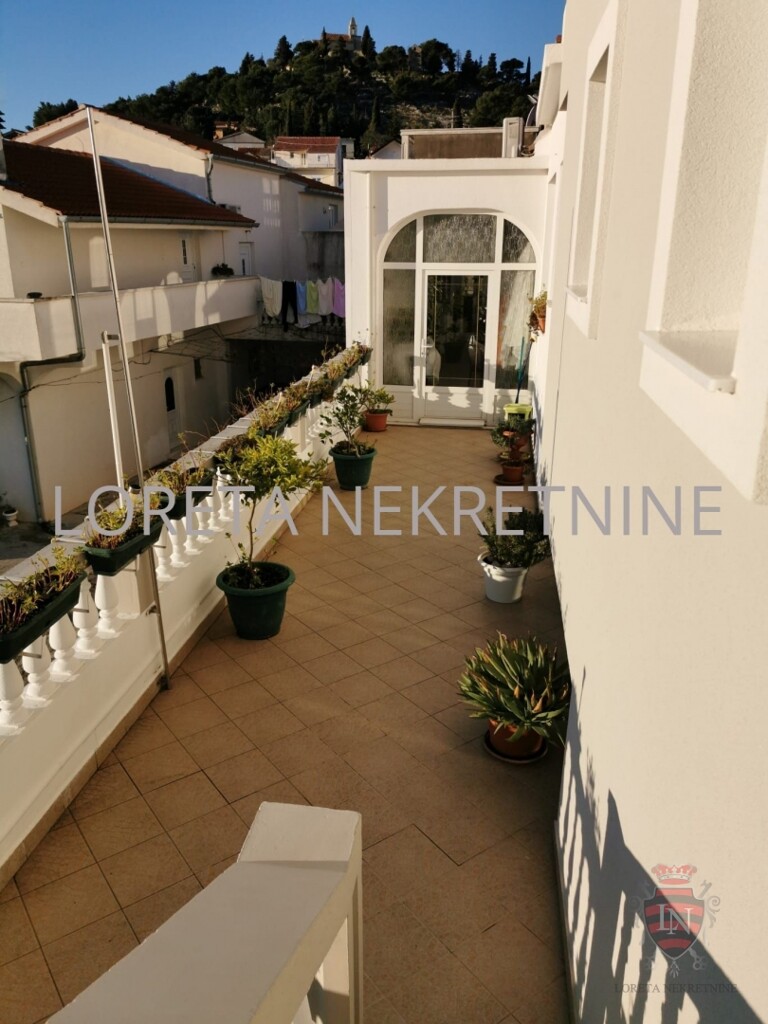 Image 6338804 - 2