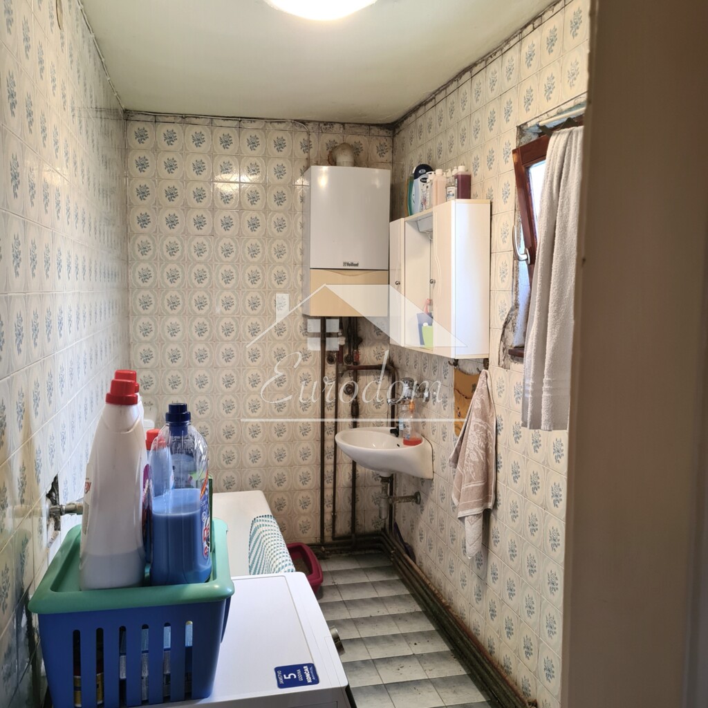 Image 6338850 - 10