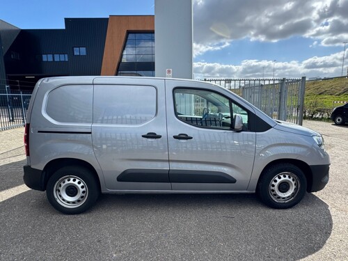 Opel Combo 1.6 cdti 2019. G. N1 teretni, navigacija, očuvan, bespl dostava⭐⭐⭐⭐⭐