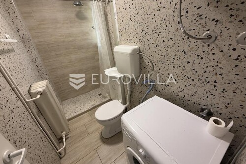 Thumbnail 6339032 - 5