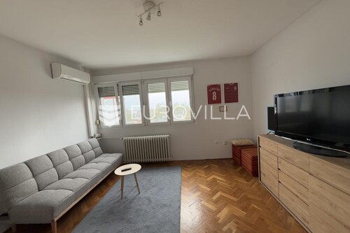 Osijek, uži Centar grada, super funkcionalan jednosoban stan, 38 m2