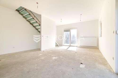 Zagreb, Remete, roh bau, atraktivan dvoetažan stan NKP 114 m2