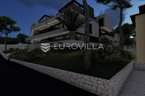 Thumbnail 6339040 - 6